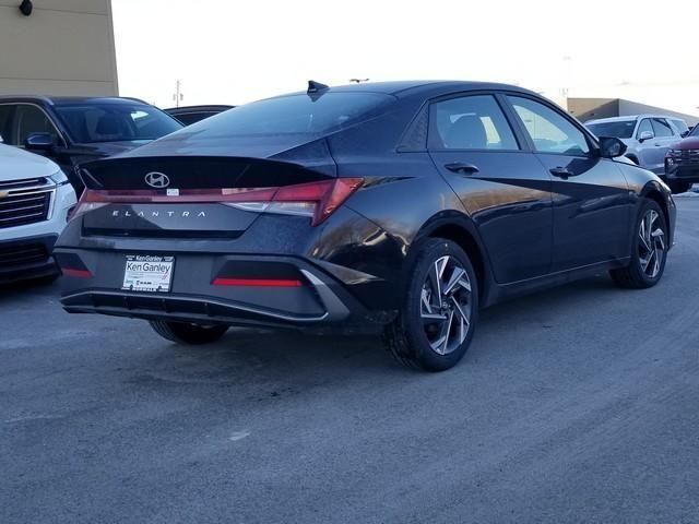 new 2025 Hyundai Elantra car, priced at $22,814