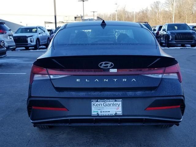 new 2025 Hyundai Elantra car, priced at $22,814