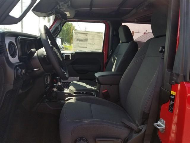 new 2025 Jeep Wrangler car, priced at $38,110