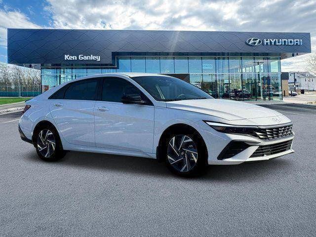 new 2025 Hyundai ELANTRA HEV car, priced at $25,595