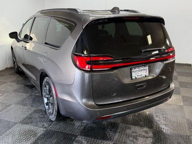 used 2021 Chrysler Pacifica car, priced at $23,489