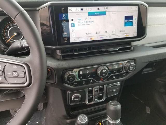 new 2025 Jeep Gladiator car, priced at $44,487