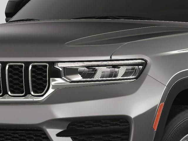 new 2025 Jeep Grand Cherokee car, priced at $40,272