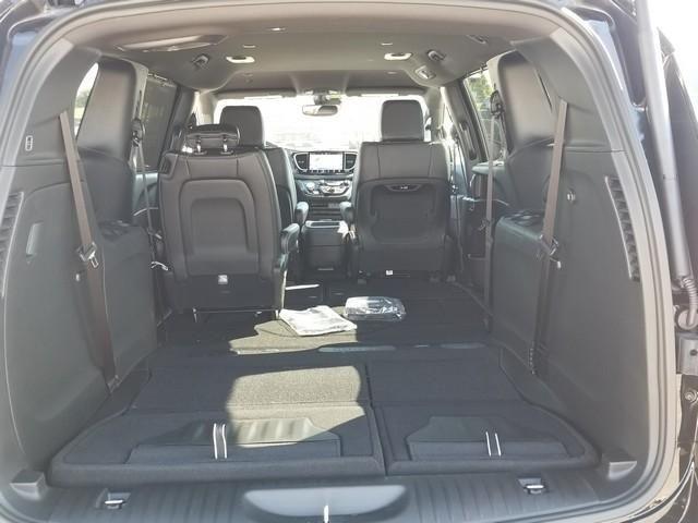new 2025 Chrysler Pacifica car, priced at $41,163