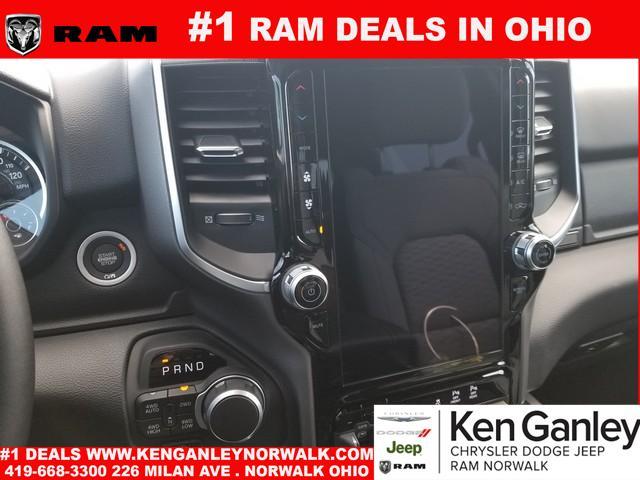 new 2025 Ram 1500 car, priced at $45,094