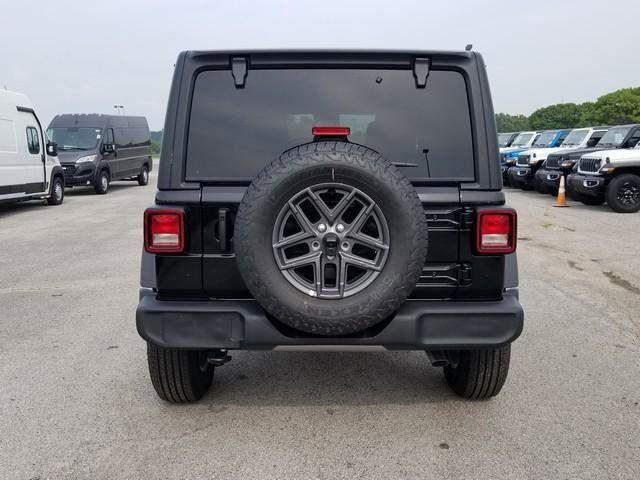 new 2025 Jeep Wrangler car, priced at $46,345