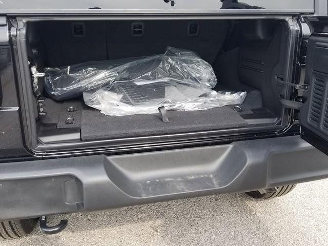 new 2025 Jeep Wrangler car, priced at $46,345