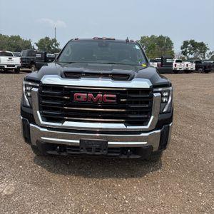 used 2024 GMC Sierra 3500 car, priced at $50,998
