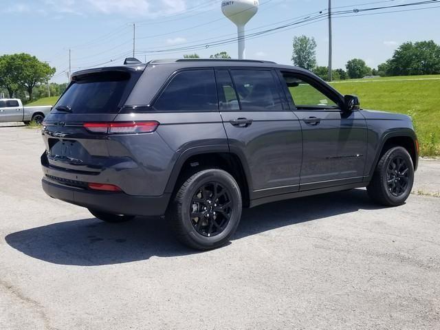 new 2025 Jeep Grand Cherokee car, priced at $45,730