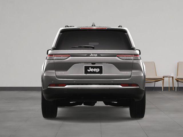 new 2025 Jeep Grand Cherokee car, priced at $40,272