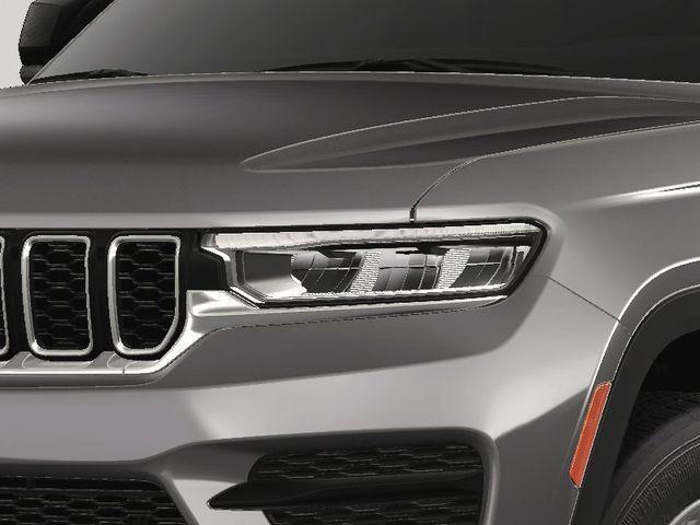 new 2025 Jeep Grand Cherokee car, priced at $40,272