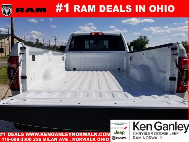 new 2024 Ram 2500 car, priced at $47,925