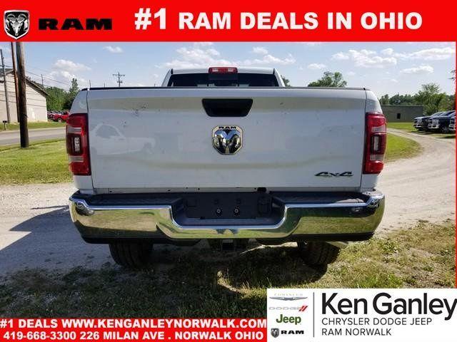 new 2024 Ram 2500 car, priced at $43,989