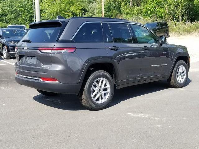 new 2025 Jeep Grand Cherokee car, priced at $38,765