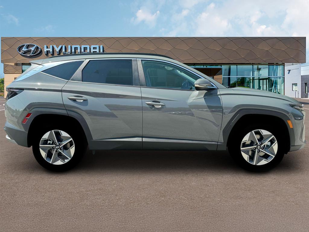 new 2025 Hyundai Tucson car, priced at $35,106