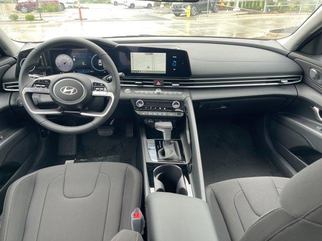 new 2025 Hyundai Elantra car, priced at $27,727