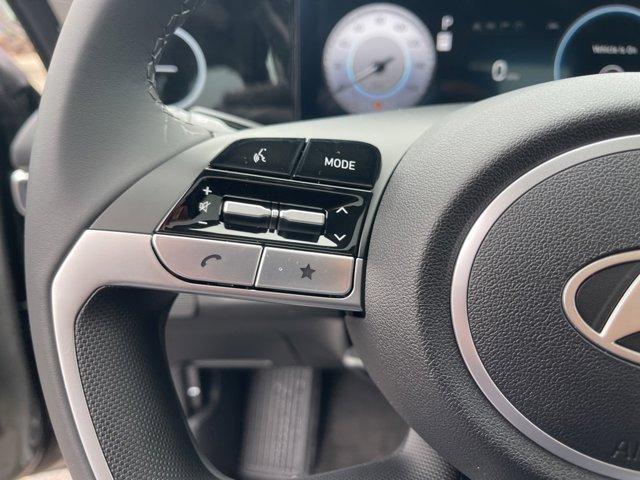new 2025 Hyundai Elantra car, priced at $27,727