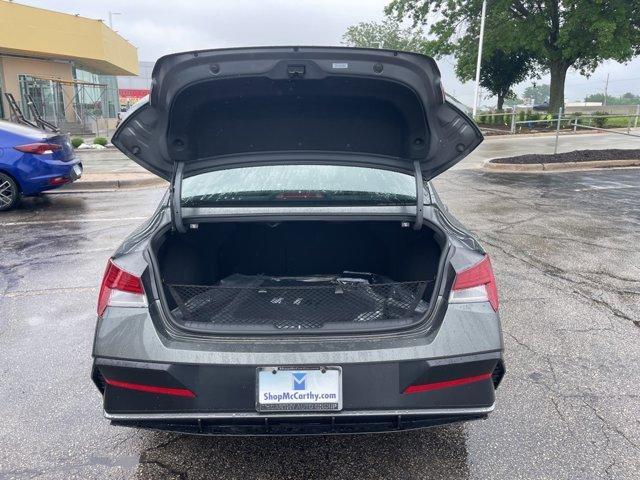 new 2025 Hyundai Elantra car, priced at $27,727