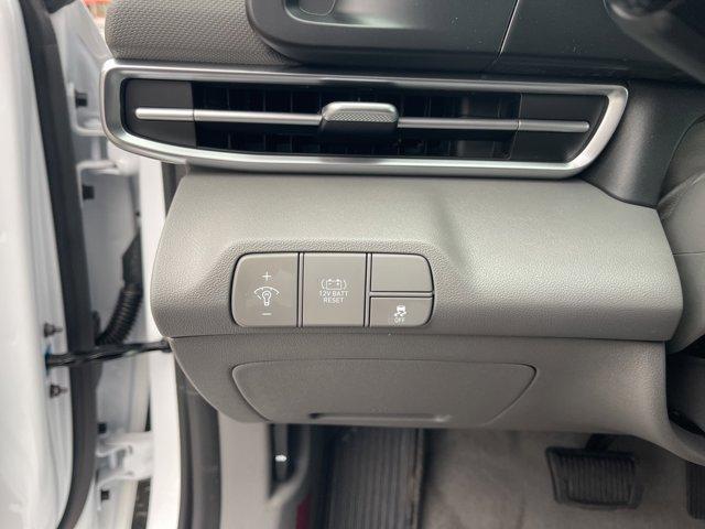 new 2025 Hyundai ELANTRA HEV car, priced at $28,256