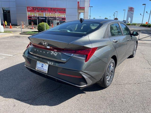 new 2024 Hyundai Elantra HEV car, priced at $27,985