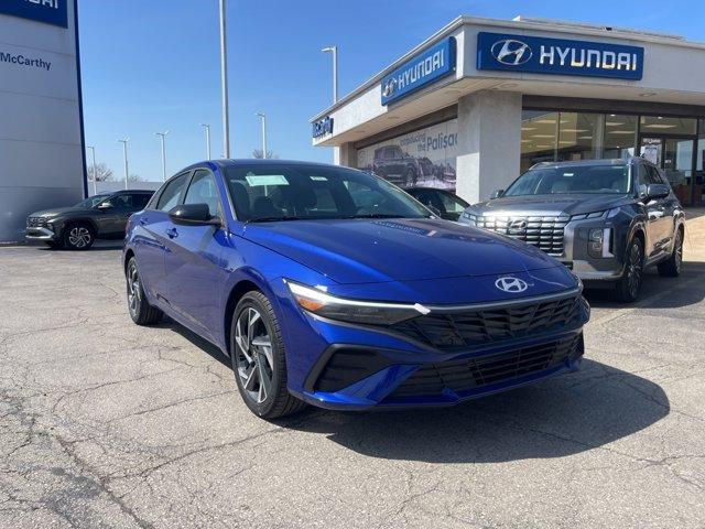 new 2025 Hyundai Elantra car, priced at $25,061