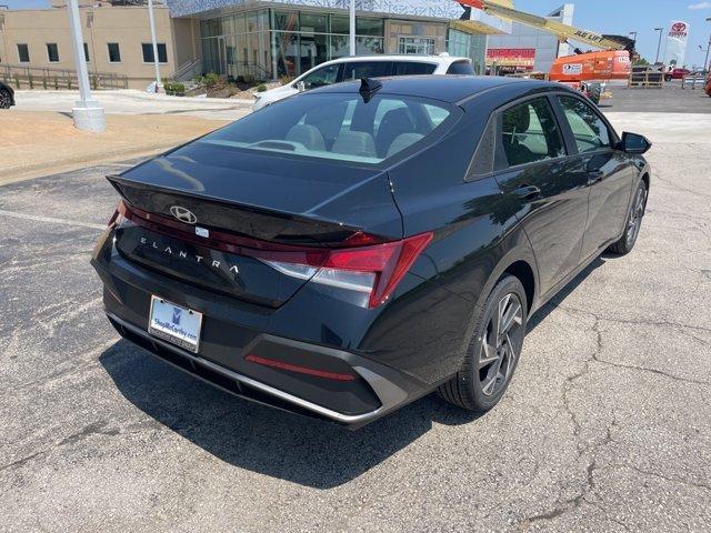 new 2025 Hyundai Elantra car, priced at $25,734
