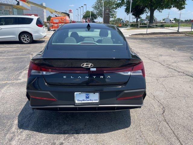 new 2025 Hyundai Elantra car, priced at $25,734