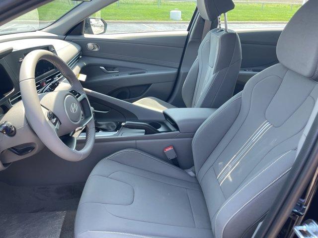 new 2025 Hyundai Elantra car, priced at $25,734