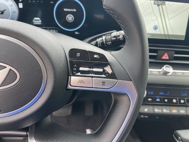 new 2025 Hyundai Elantra car, priced at $27,096