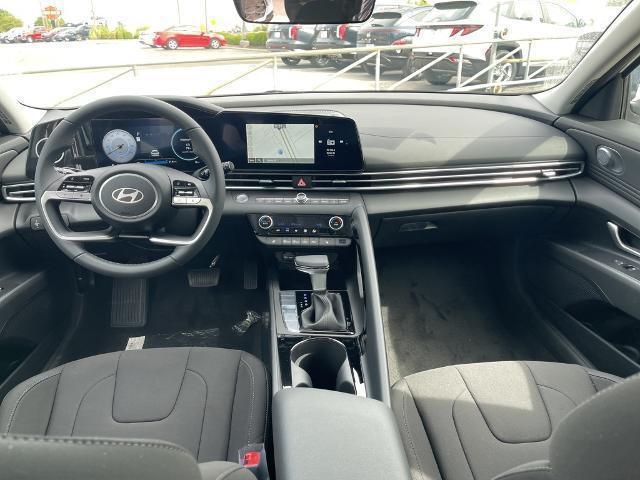 new 2025 Hyundai Elantra car, priced at $27,096