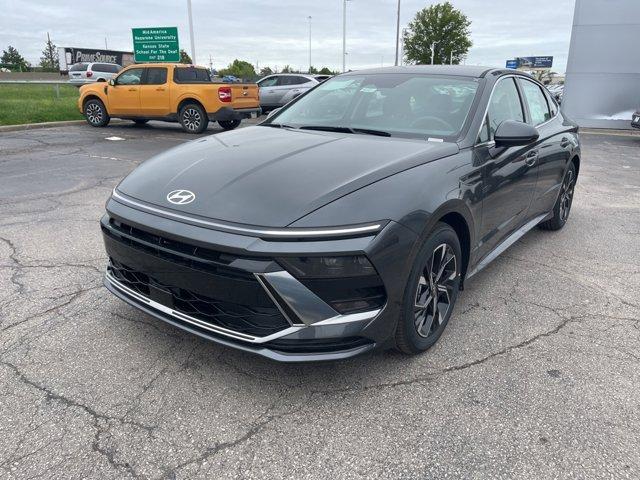new 2025 Hyundai Sonata car, priced at $31,086