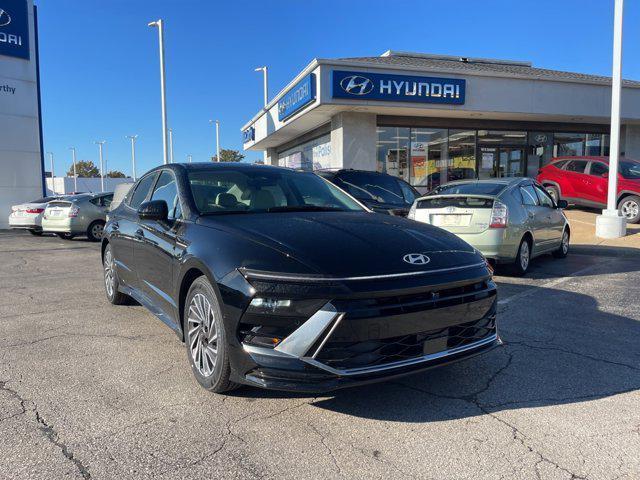 new 2024 Hyundai Sonata Hybrid car, priced at $34,750