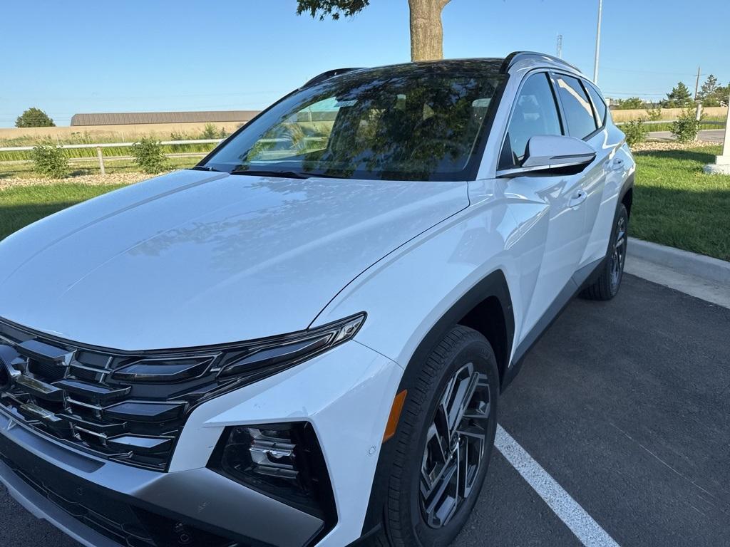 new 2025 Hyundai Tucson car, priced at $43,574