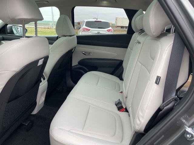 new 2025 Hyundai TUCSON Hybrid car, priced at $37,884