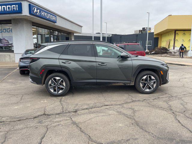 new 2025 Hyundai TUCSON Hybrid car, priced at $37,884