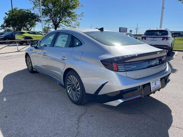 new 2024 Hyundai Sonata Hybrid car, priced at $31,507