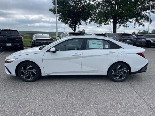 new 2024 Hyundai Elantra car, priced at $28,756