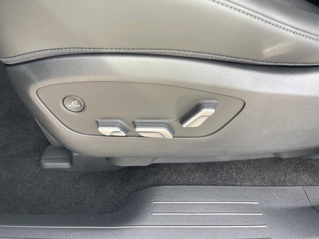 new 2026 Hyundai IONIQ 9 car, priced at $78,379