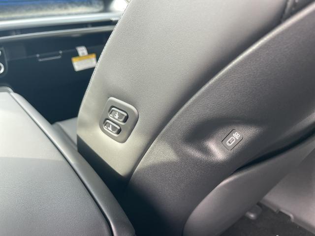 new 2026 Hyundai IONIQ 9 car, priced at $78,379