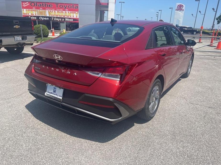 new 2024 Hyundai Elantra car, priced at $23,089