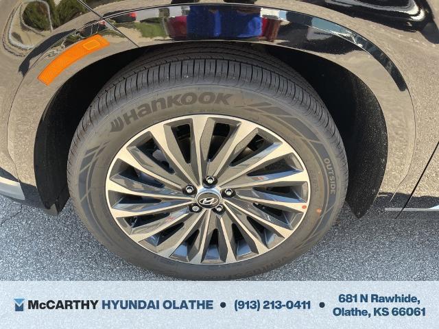 used 2025 Hyundai Palisade car, priced at $47,918