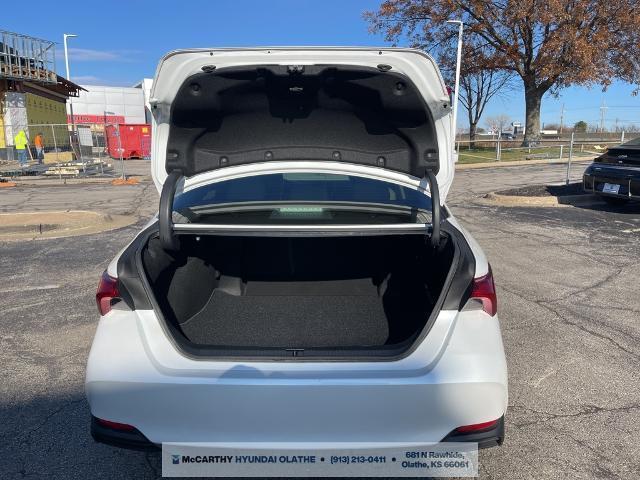 used 2019 Toyota Avalon Hybrid car, priced at $25,999