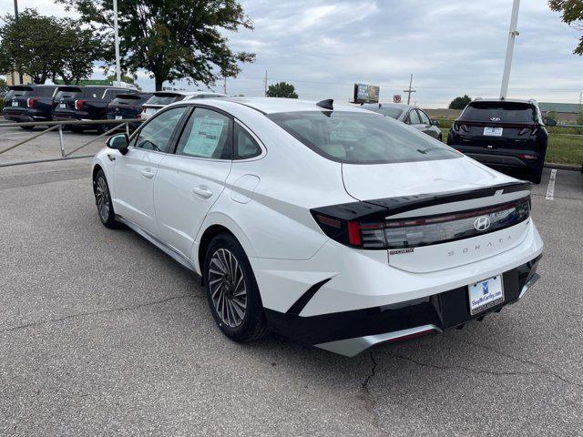 new 2024 Hyundai Sonata Hybrid car, priced at $28,249