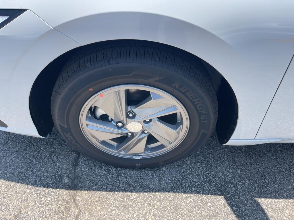 new 2025 Hyundai Elantra car, priced at $24,830
