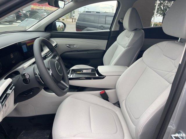 new 2025 Hyundai TUCSON Hybrid car, priced at $35,847