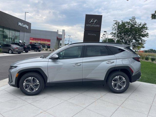 new 2025 Hyundai TUCSON Hybrid car, priced at $35,847