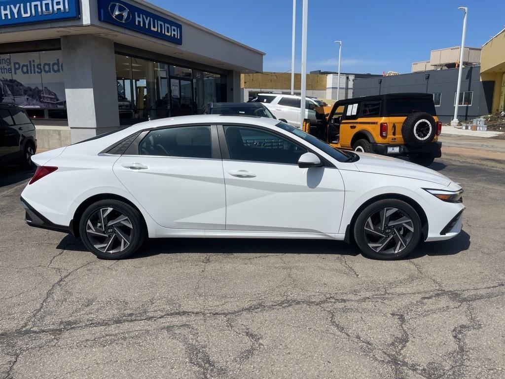new 2025 Hyundai ELANTRA HEV car, priced at $31,634