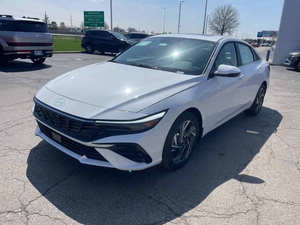 new 2025 Hyundai ELANTRA HEV car, priced at $31,634