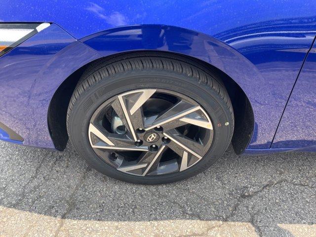 new 2025 Hyundai Elantra car, priced at $25,719