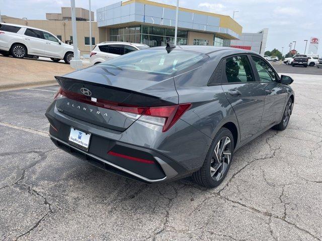 new 2025 Hyundai Elantra car, priced at $25,739